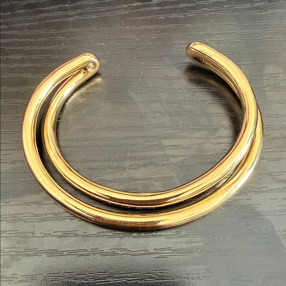 Sezane Chiara Wrist Cuff Bracelet - Picture 2 of 5